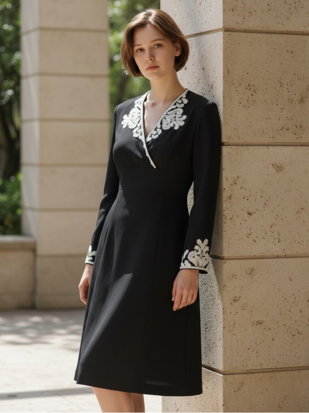 MAGGY LONDON Vint RARE 80s A-line Bell Sleeve V-Neck Dress Sz 6 Embroidered NWOT - Picture 12 of 12